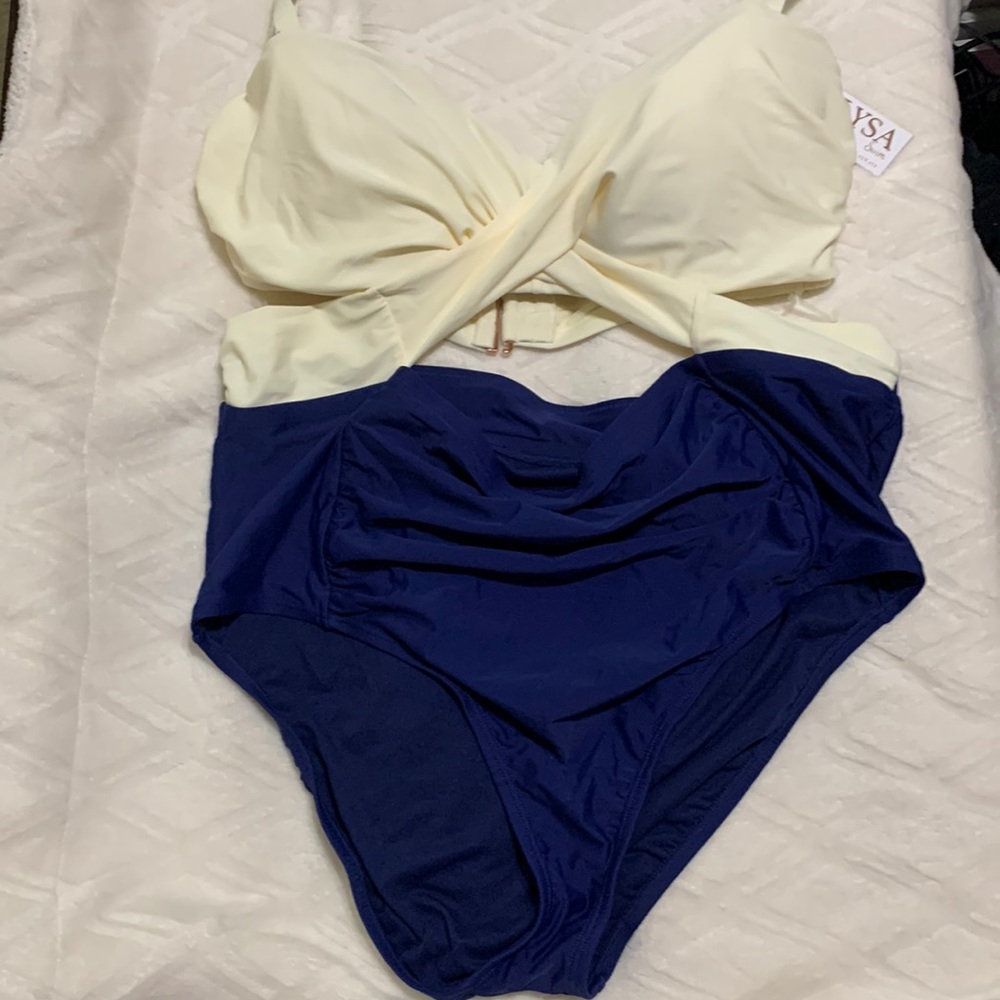 2X 22/24 open cross tummy swim suit